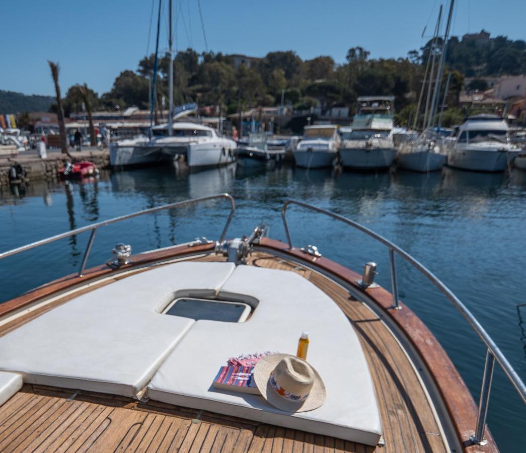 Hebergements Bateaux A Quai Porquerolles Exterior foto