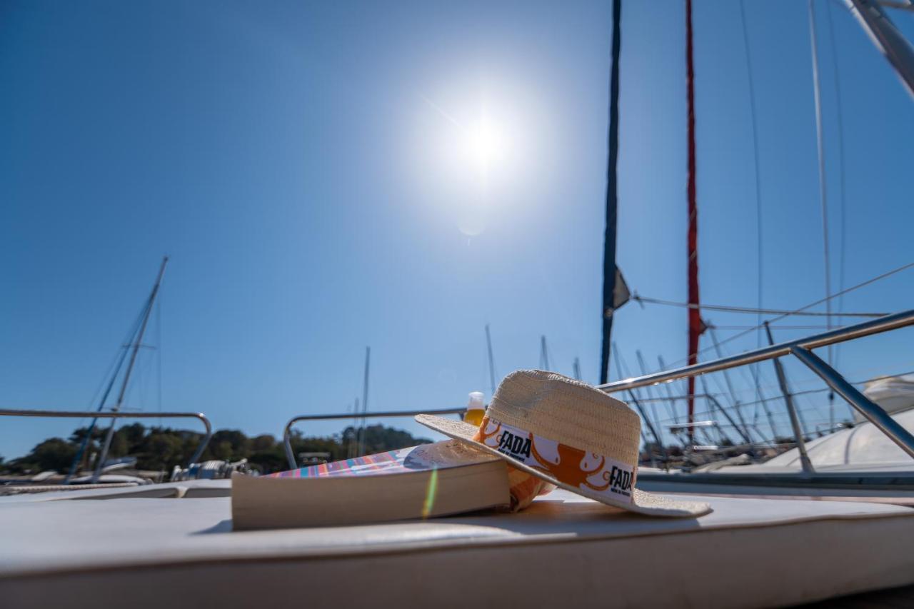 Hebergements Bateaux A Quai Porquerolles Exterior foto